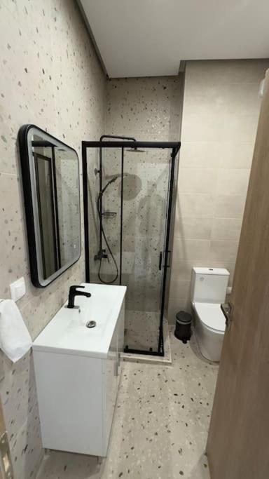 New Center Apartment Near Metro أثينا المظهر الخارجي الصورة