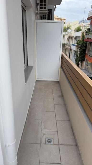 New Center Apartment Near Metro أثينا المظهر الخارجي الصورة
